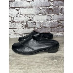 Munro American Black Leather SlipOn Slingback Mules Shoes Women Sz 6WW US/36.5EU